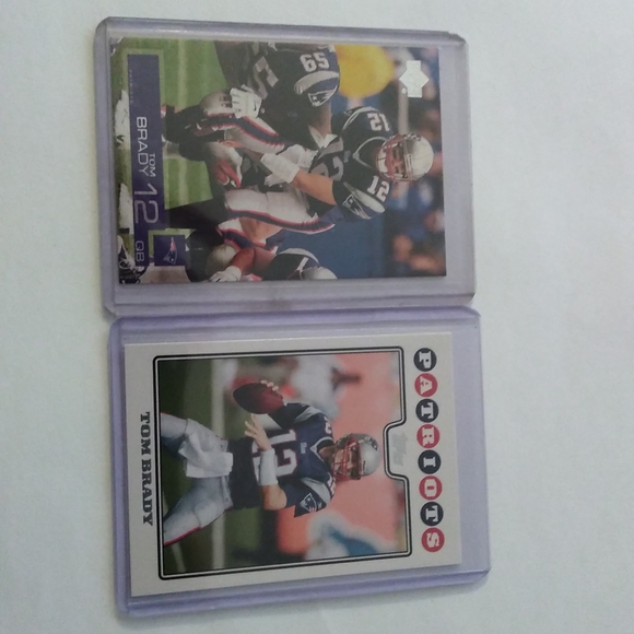 Tom Brady 2 Card LOT (2nd Year Card)